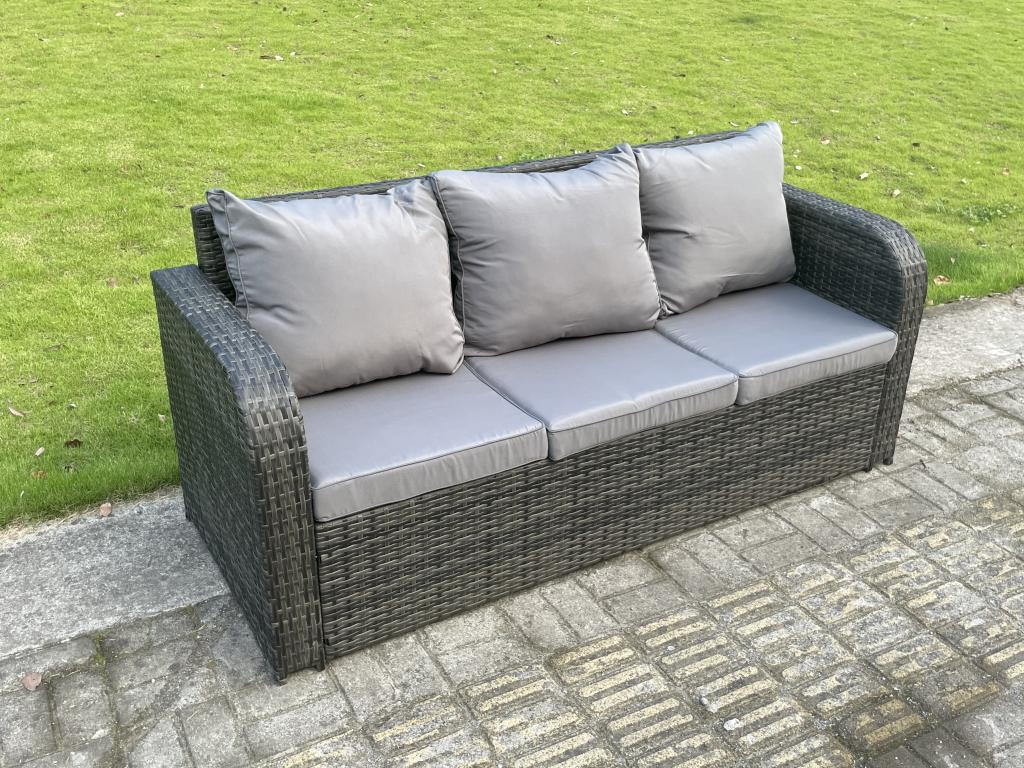 6-seater rattan garden furniture set with sofa, stools, coffee table, and chair. MéChicyla dark grey XJVP78766